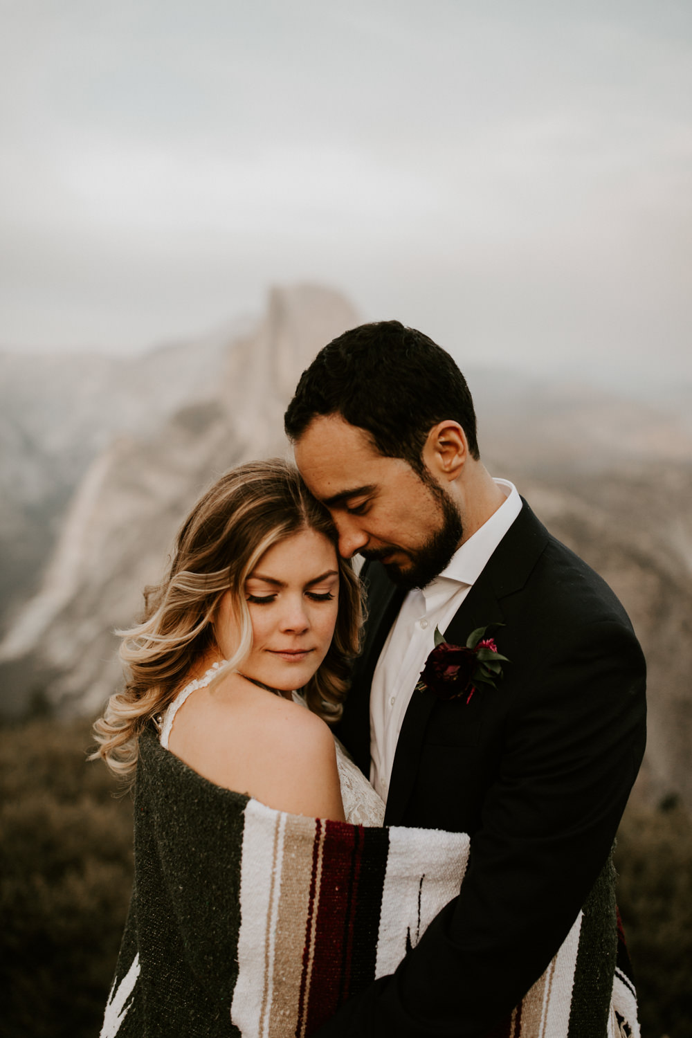 couple-elopement-yosemite-california_0074.jpg