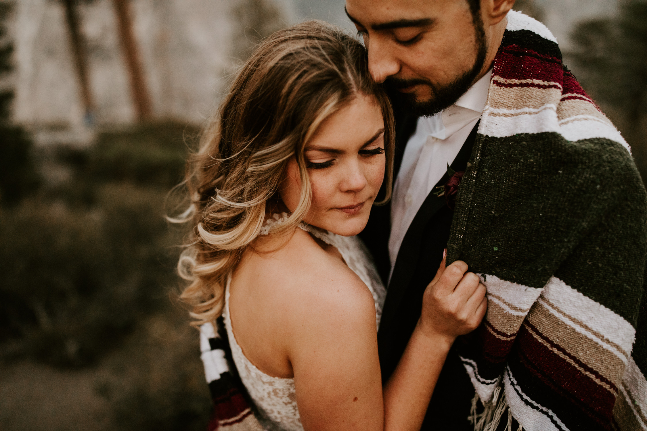 couple-elopement-yosemite-california_0090.jpg