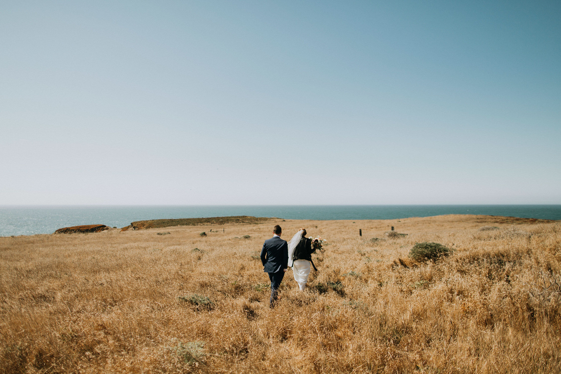 couple-intimate-coastal-wedding-elk-california-67.jpg