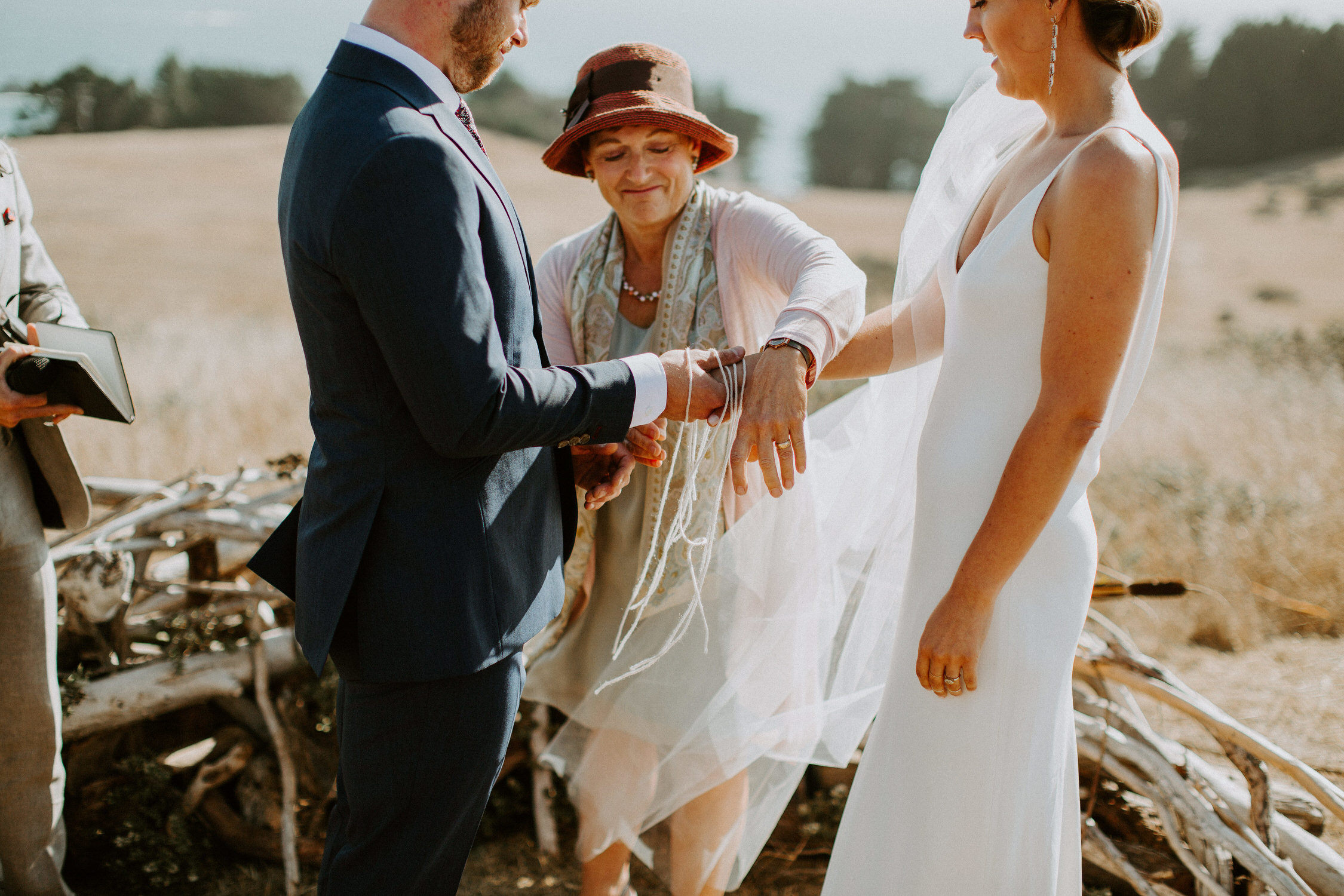 couple-intimate-coastal-wedding-elk-california-120.jpg