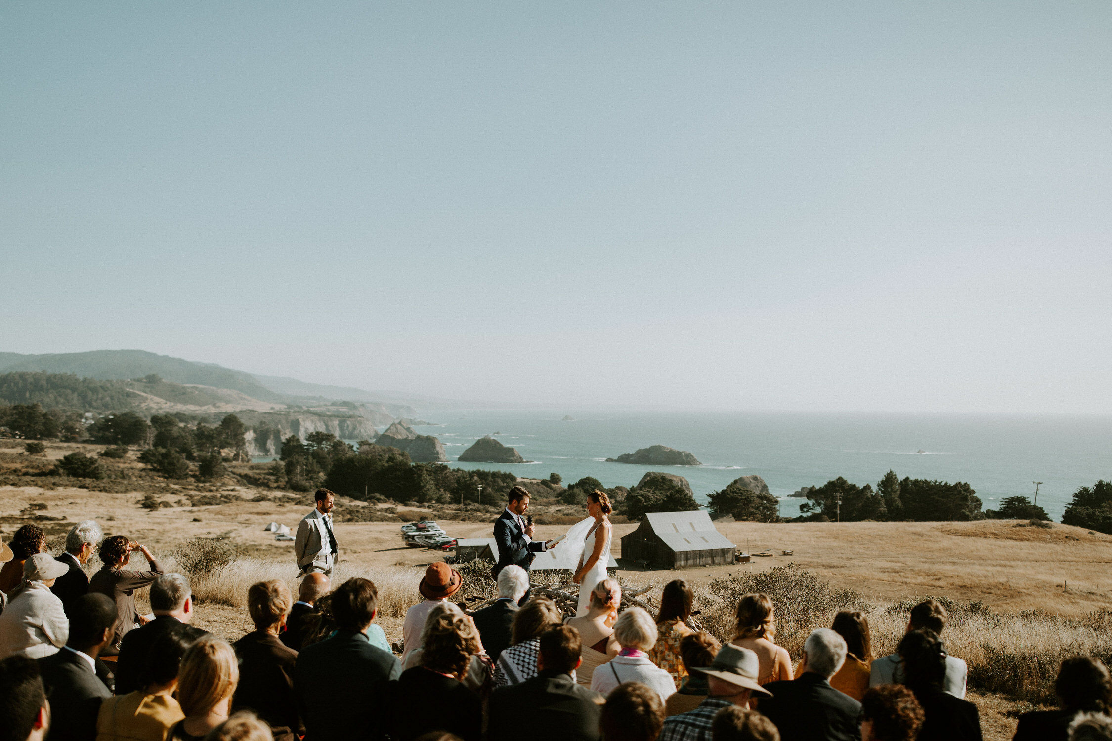 couple-intimate-coastal-wedding-elk-california-129.jpg