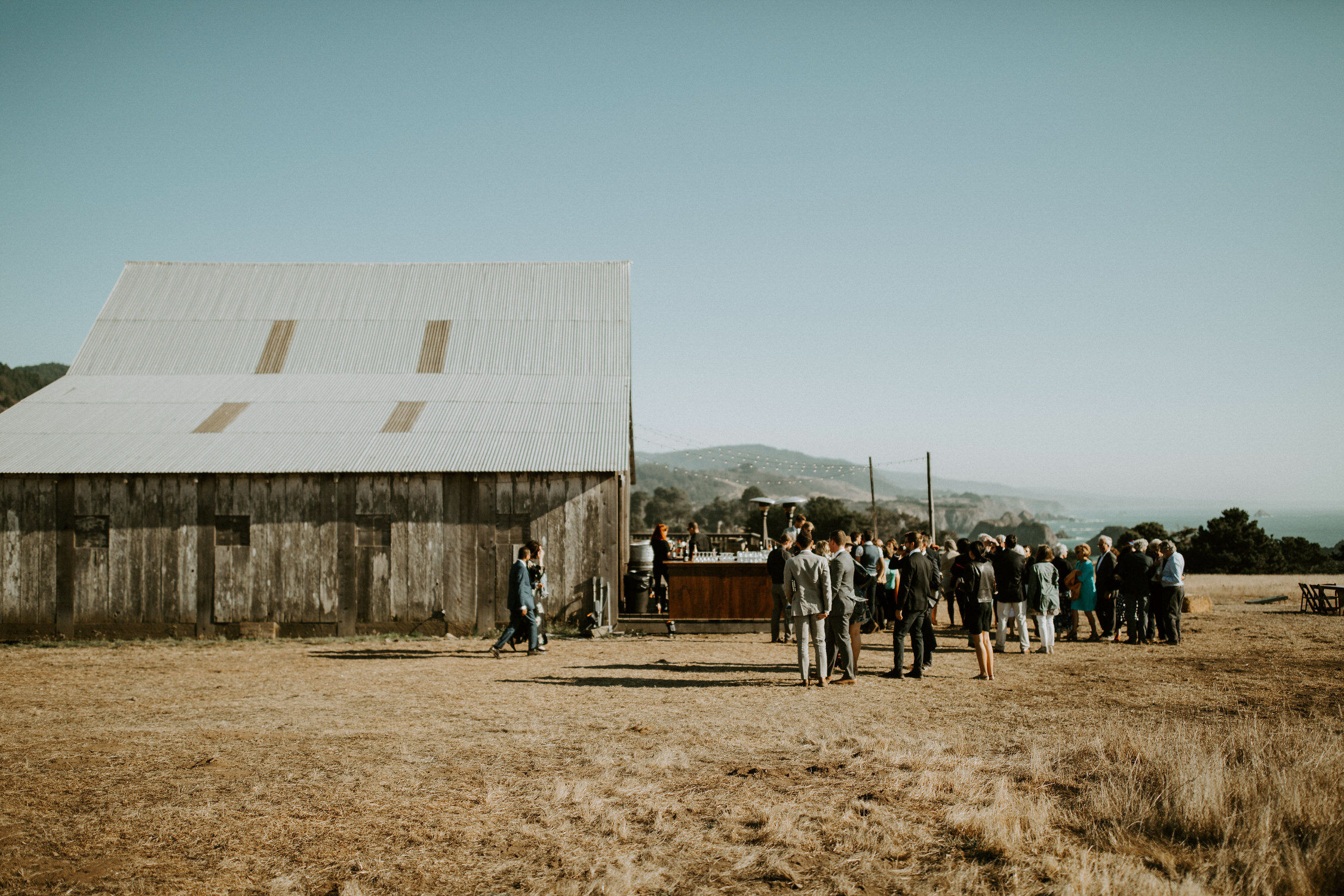 couple-intimate-coastal-wedding-elk-california-147.jpg