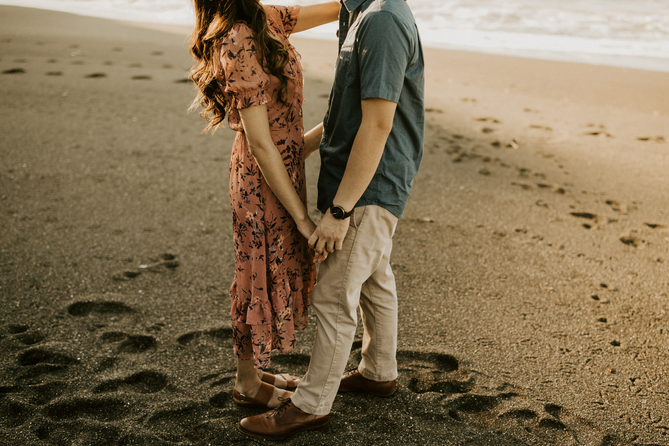 couple-intimate-engagement-session-northern-california-24.jpg