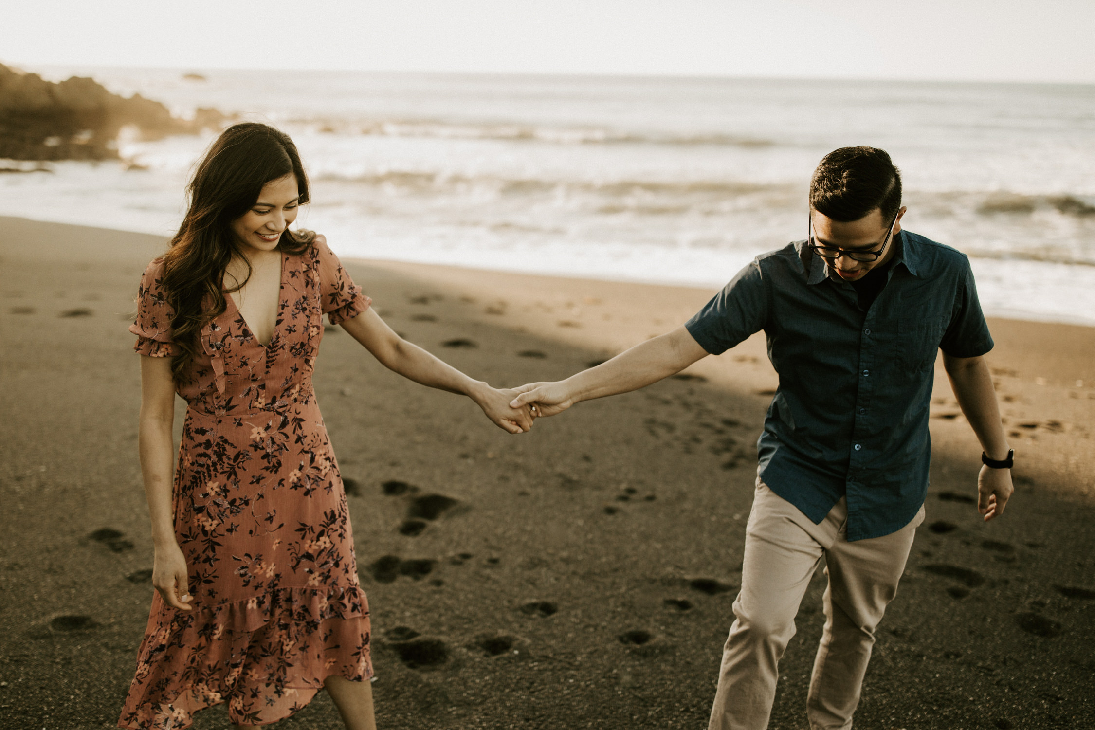 couple-intimate-engagement-session-northern-california-33.jpg