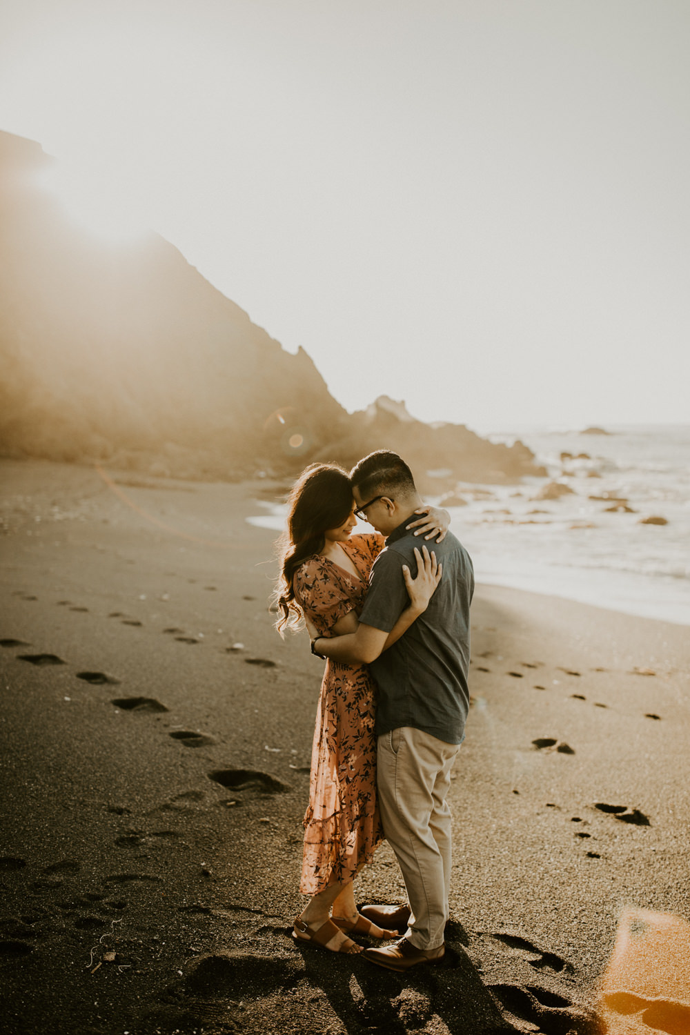 couple-intimate-engagement-session-northern-california-43.jpg