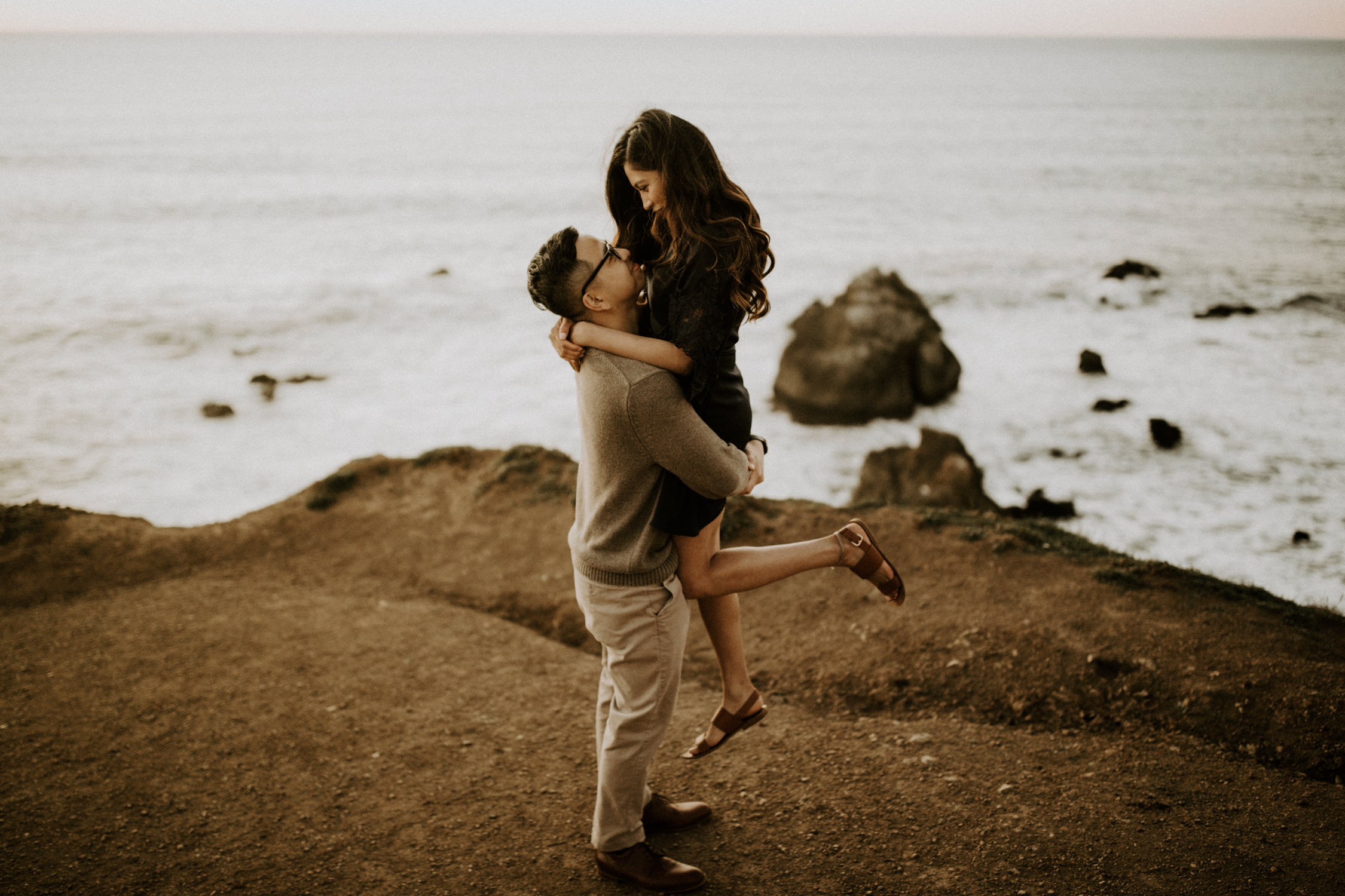 couple-intimate-engagement-session-northern-california-101.jpg