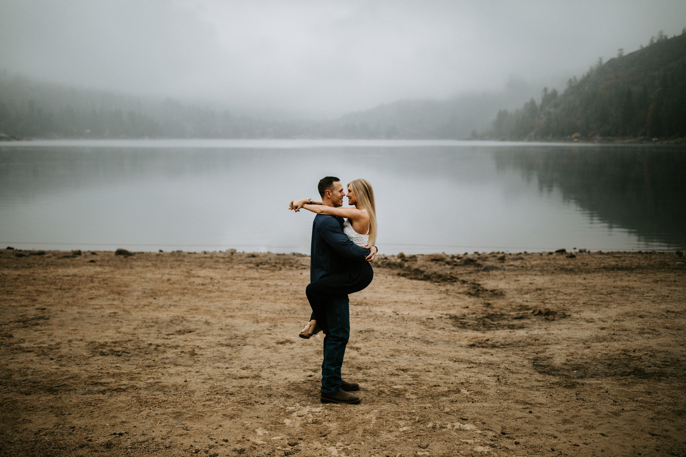 couple-intimate-engagement-session-northern-california-26.jpg
