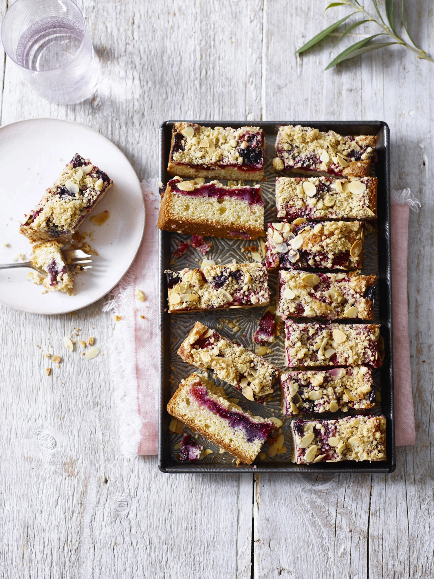 CrumbleCake_ 047.jpg