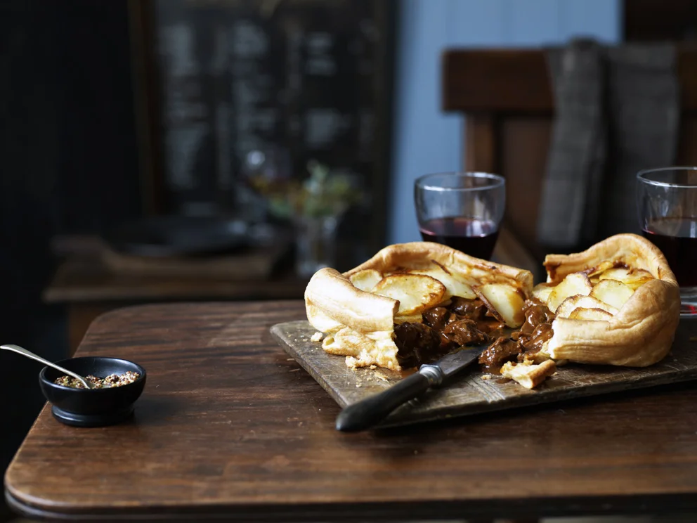 SteakYorkshirePieServeTwoSide1174 1.jpg