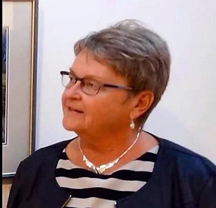 Helena kotisivulle.jpg