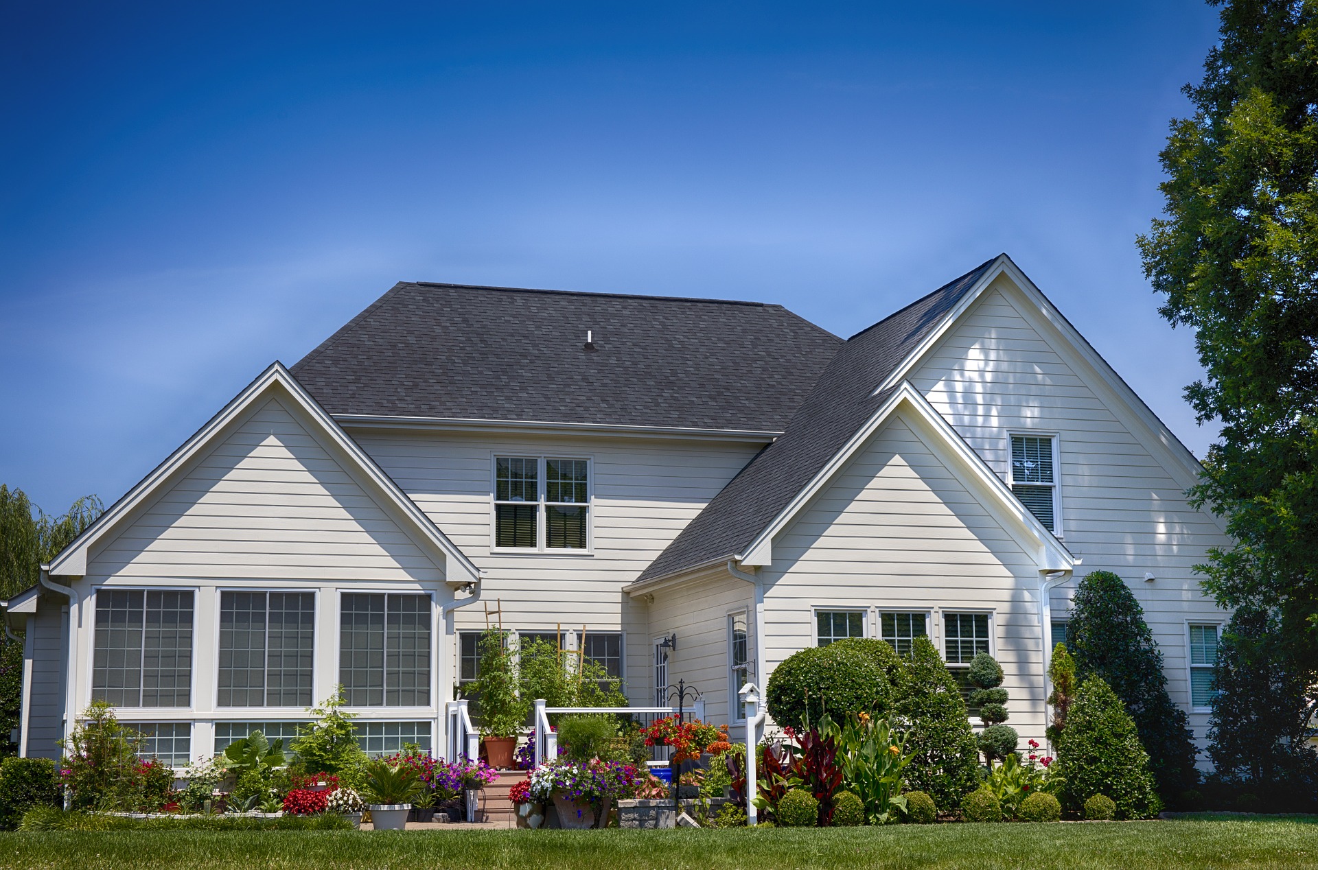 house-1450586_1920.jpg