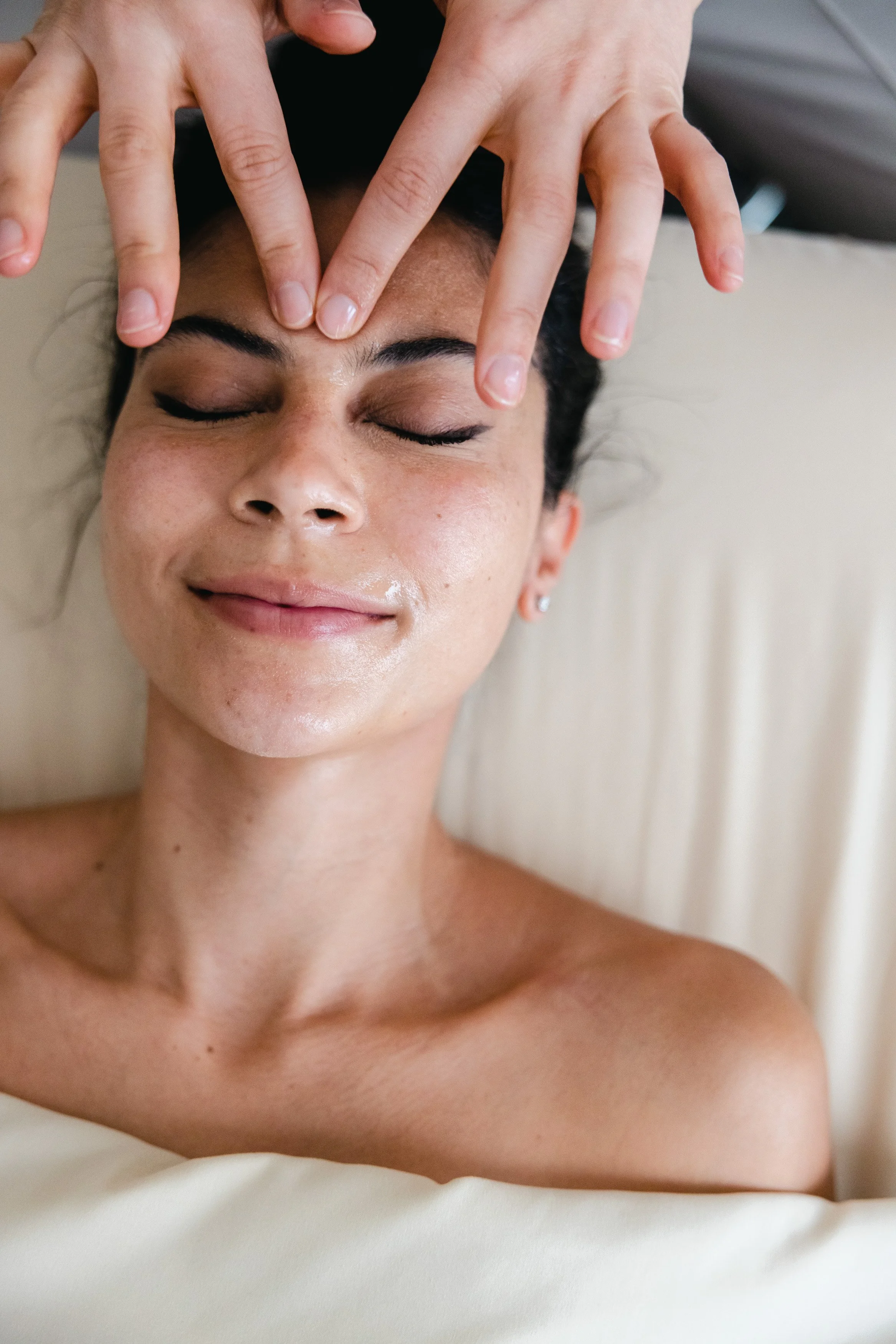 Exploring Anti-Aging and Youthful Skin Solutions