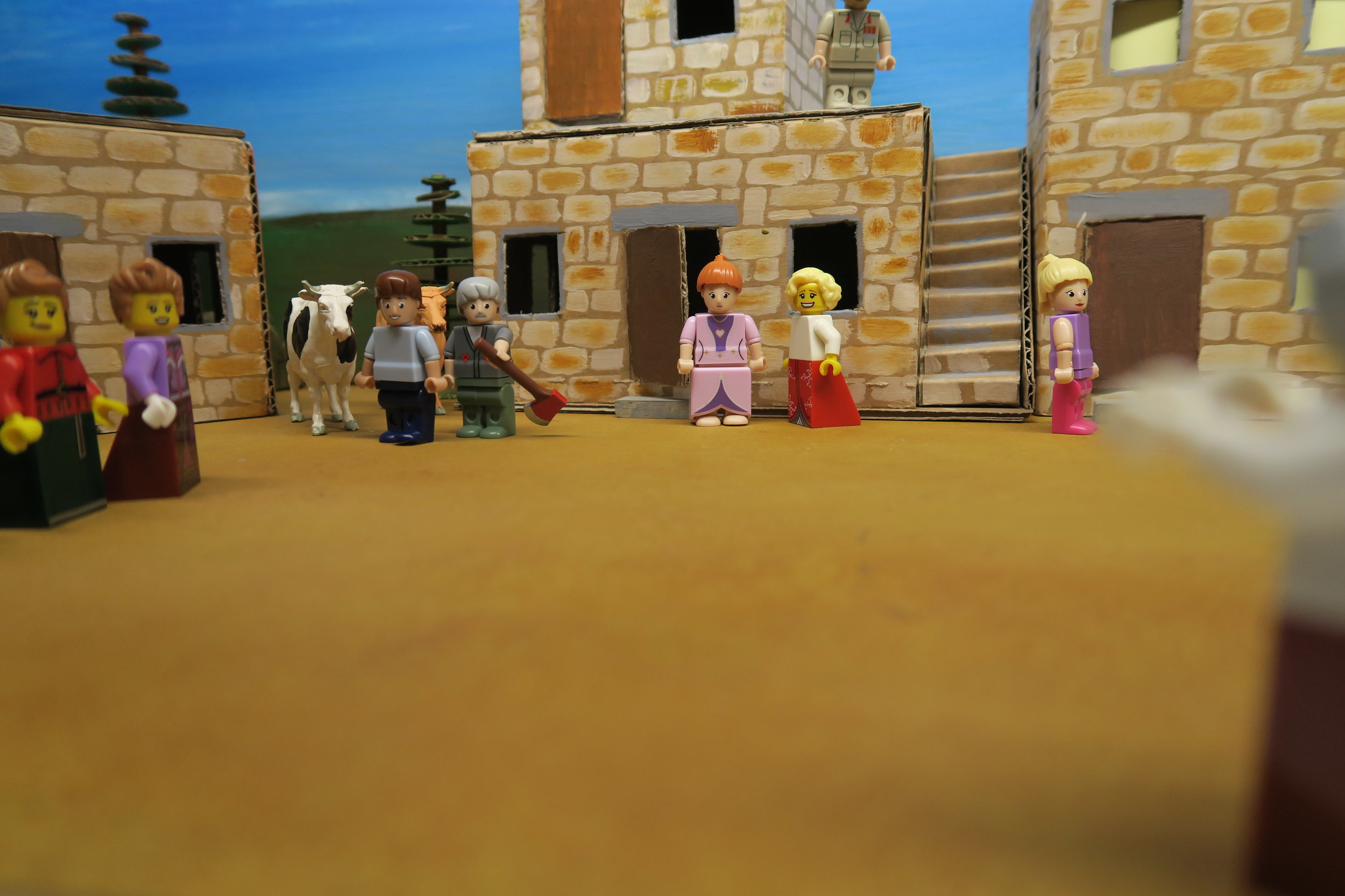   SLIDE 10  The woman had now forgotten all about the water she’d come for. She ran into the town shouting out for all to hear,  “come see a Man who told me all I ever did!” 