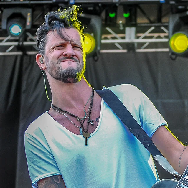 Jesse Triplett<strong>Collective Soul</strong>