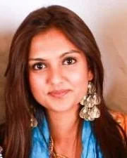 shivani bio picture.jpg