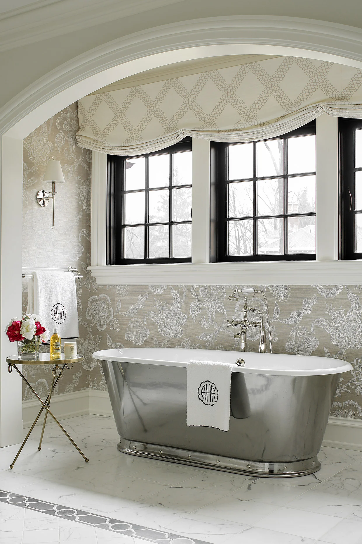 ML Interior Designs