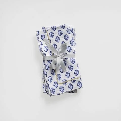 printed-leaf-dinner-napkins.jpg