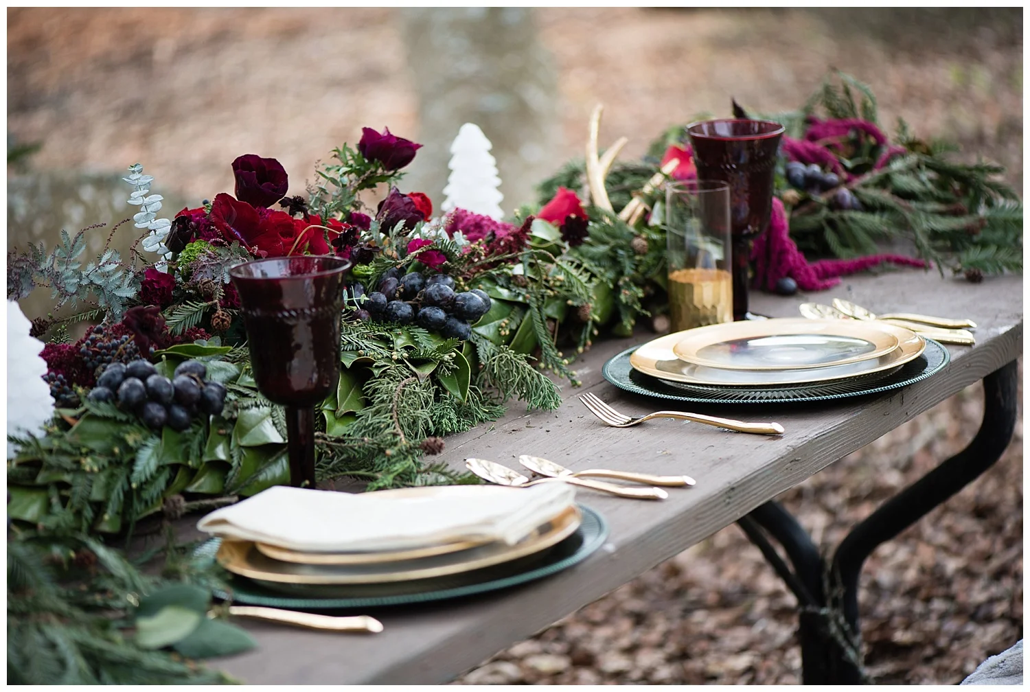 christmas-wedding-table-decorations-california.jpg