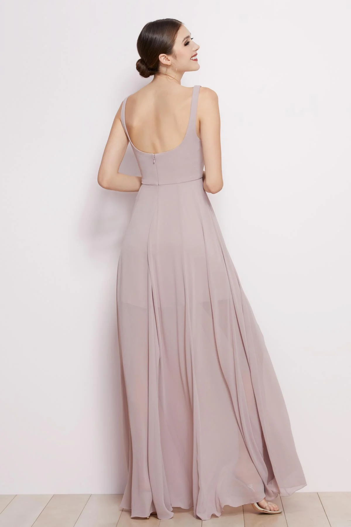SP19_WATTERS-WTOO_BRIDESMAIDS_6502_2664_crop.jpg