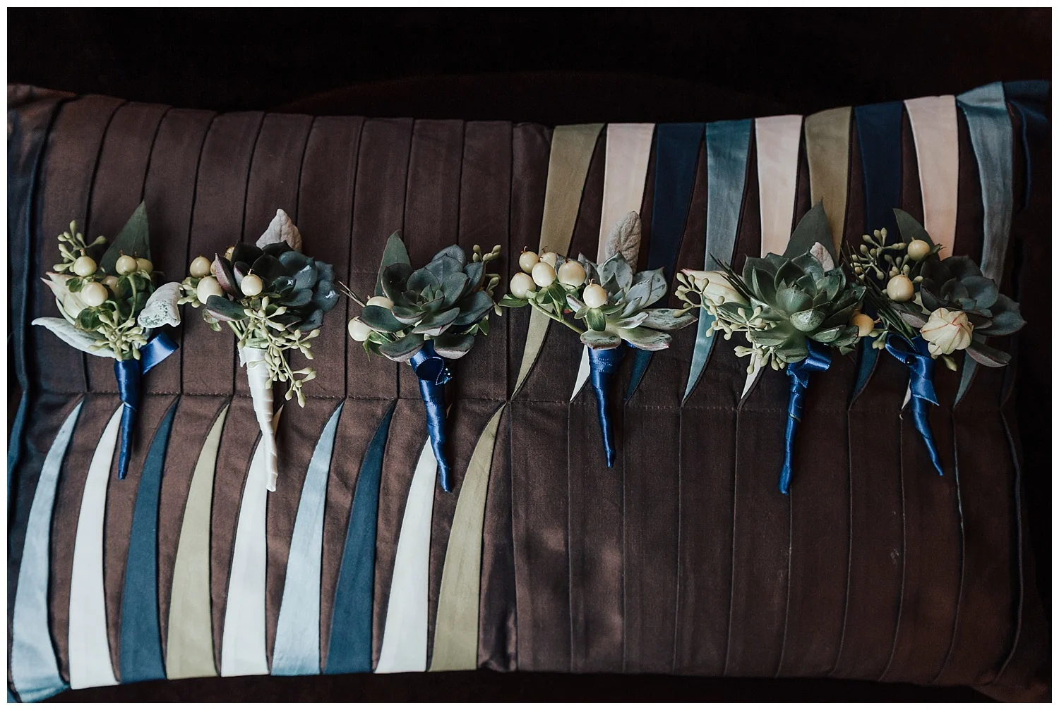 big-sur-wedding-groomsmen-boutineers-carol-oliva-photography.jpg