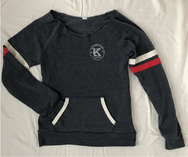 Scoop neck pullover