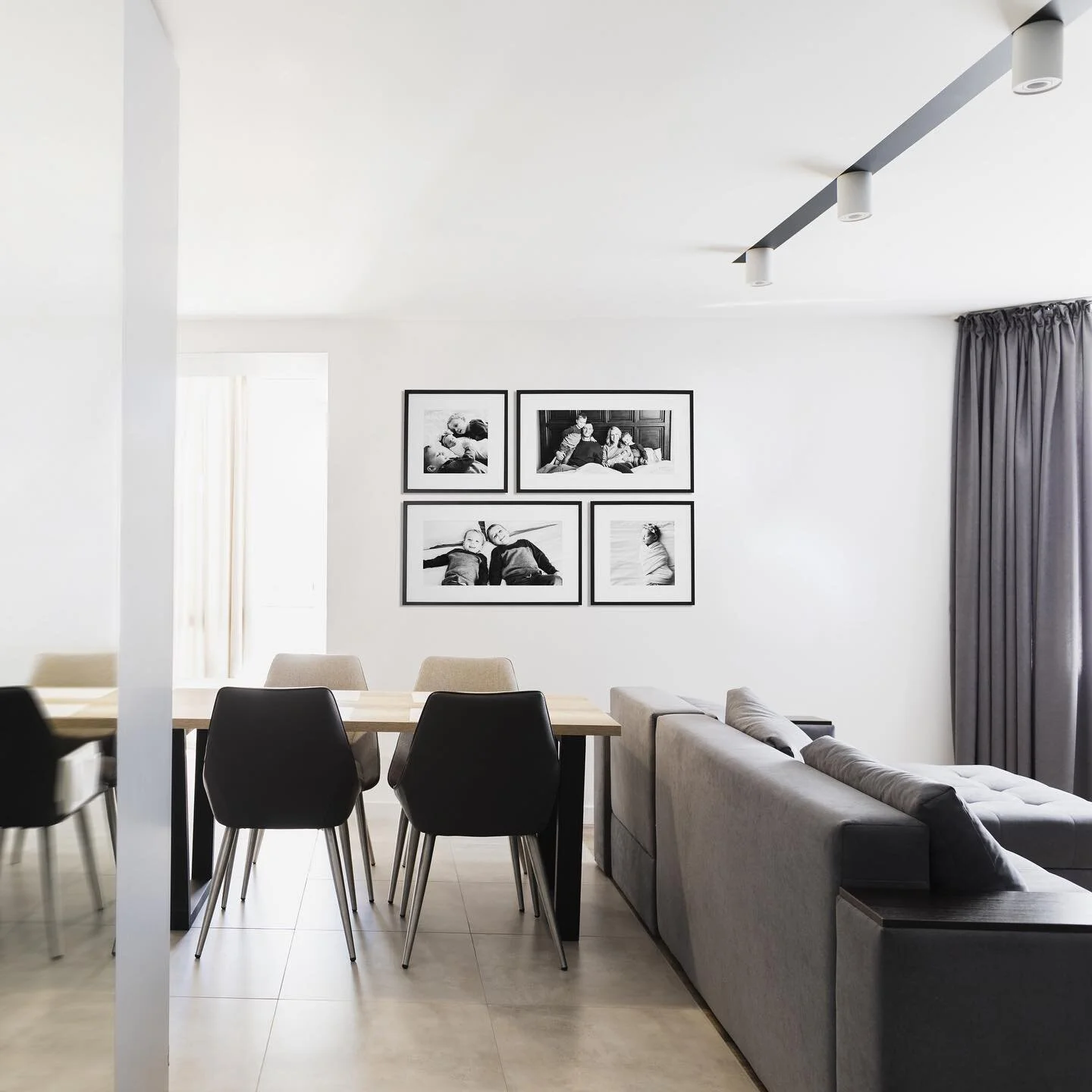 Our clients are generally obsessed with two things... decorating their homes, and their children. 😍 
*
*
*
*
*
#gainesvillefamilyphotographer #familyportrait #studiophotography #fineartphotography #gainesvillephotographer #footstone #footstonephotography #interiordecorating #homedecor