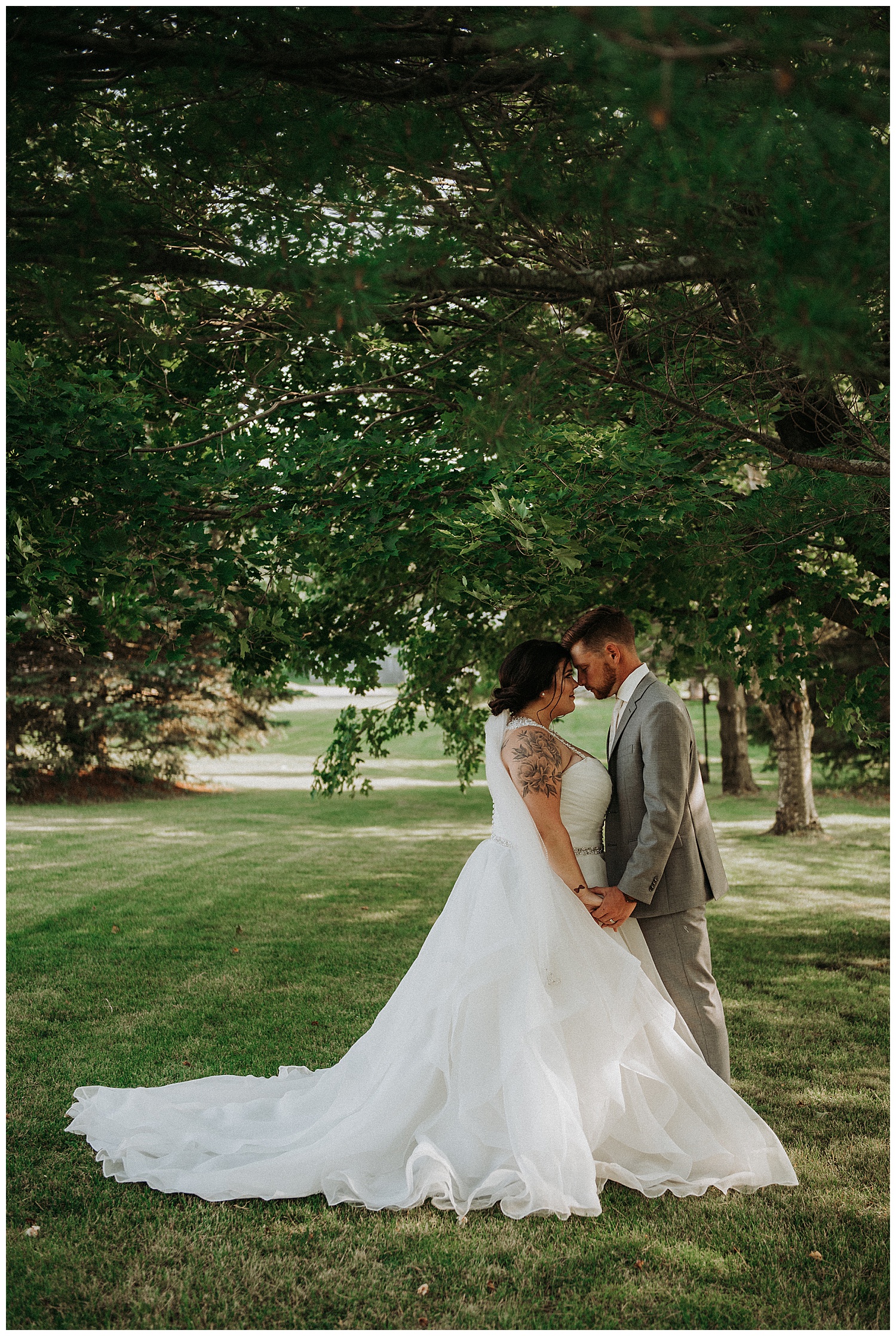 Crystal Palace, Prince Edward County Wedding Photography | Holly McMurter Photographs