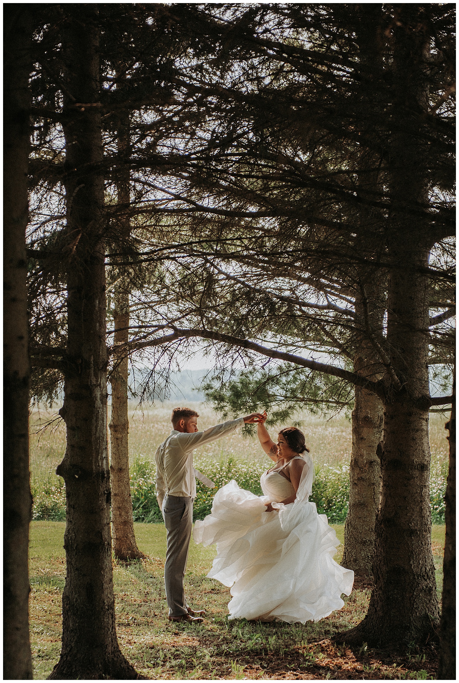 Crystal Palace, Prince Edward County Wedding Photography | Holly McMurter Photographs