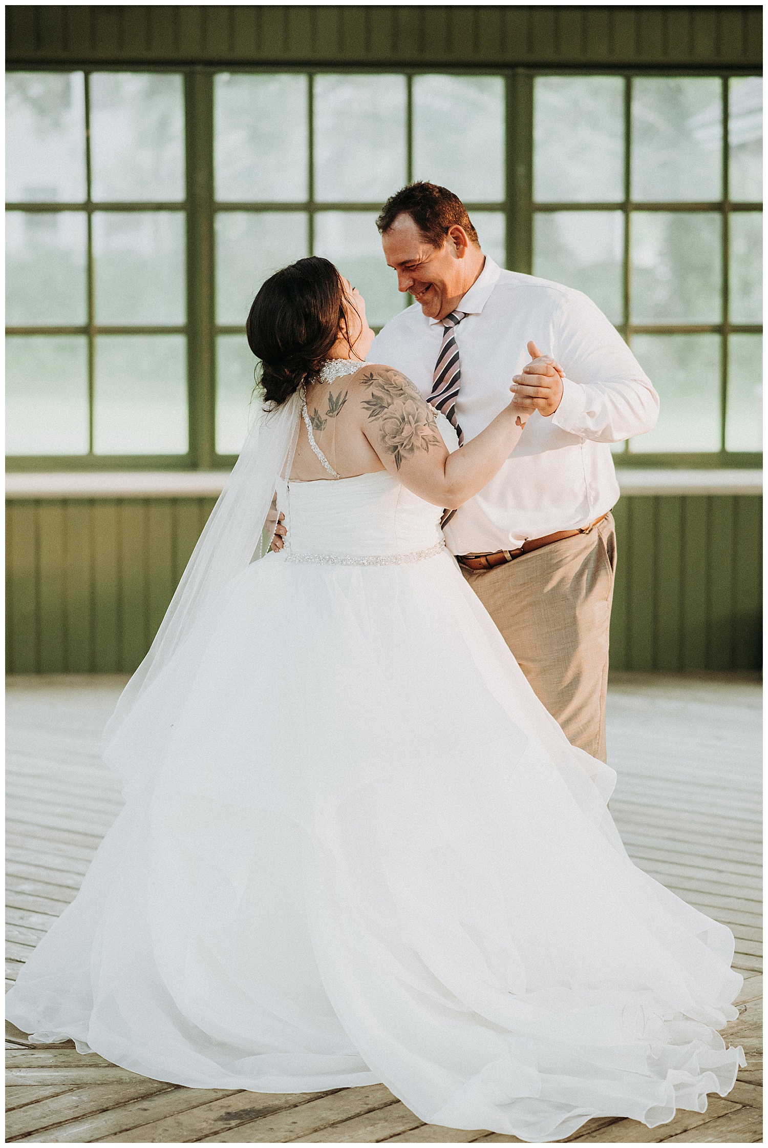 Crystal Palace, Prince Edward County Wedding Photography | Holly McMurter Photographs