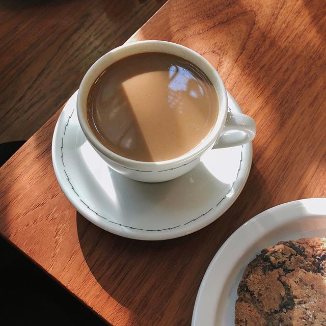 caf&eacute; con leche