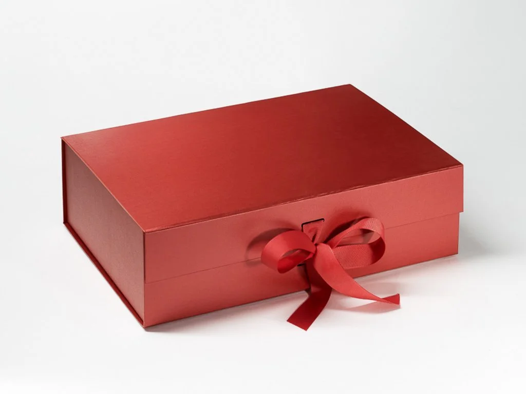 Red Cardboard Box A4.jpg
