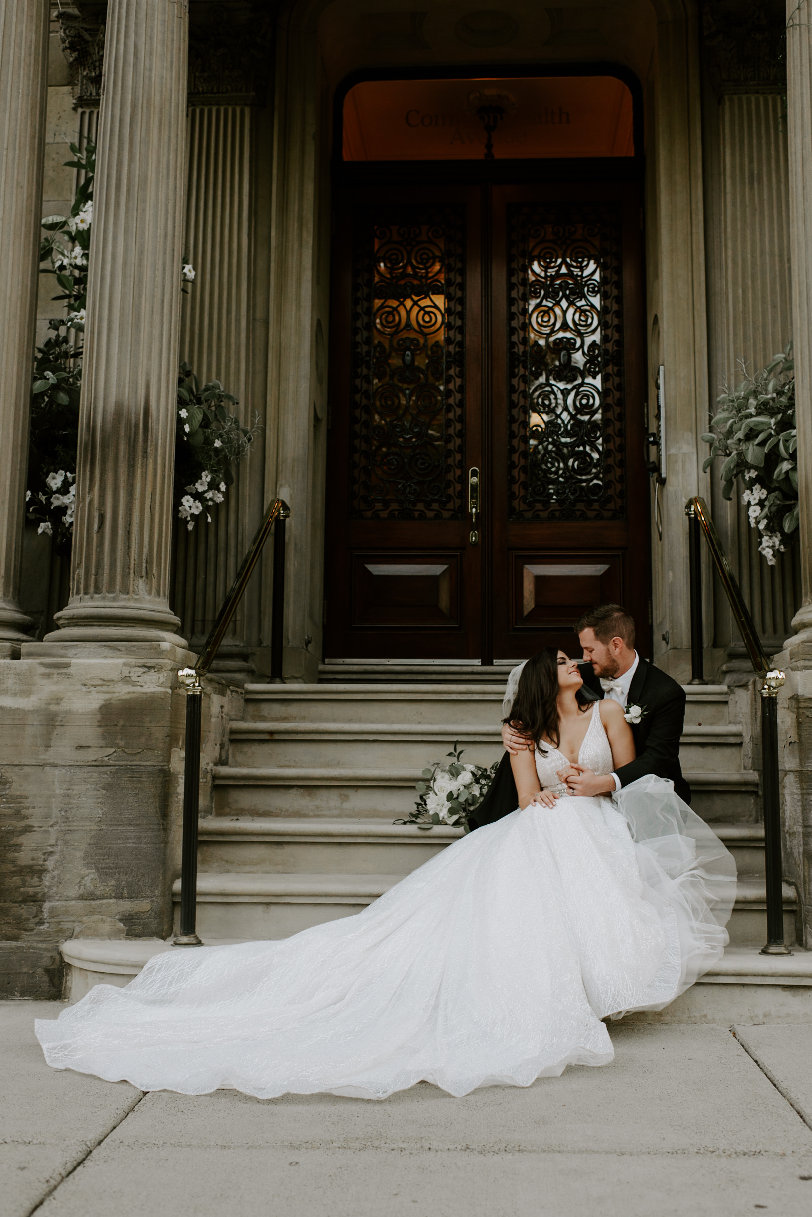 Downtown Boston Wedding | Modern Urban Wedding | Boston Wedding Photographer