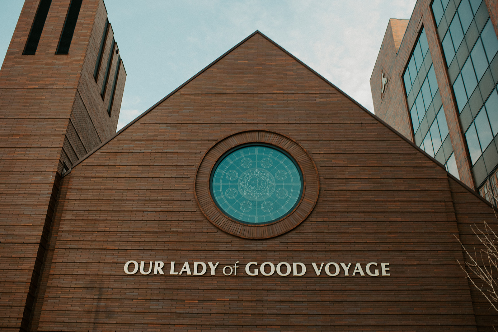 1920's Great Gatsby Inspired Wedding | Our Lady of Good Voyage Wedding | Downtown Boston Wedding | Boston Wedding Photographer