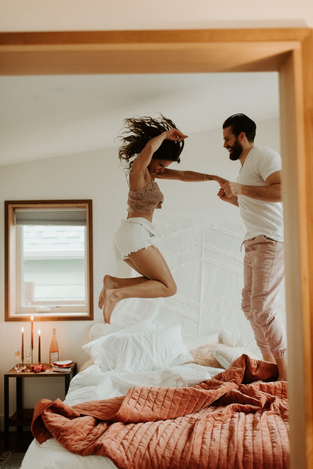 Cozy In-Home Lifestyle Anniversary Session | Oregon Wedding Photographer