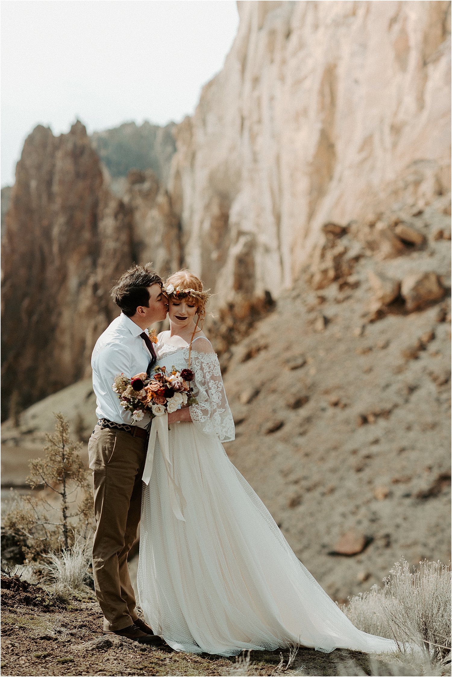 Smith Rock Elopement Inspiration | Oregon Wedding Photographer