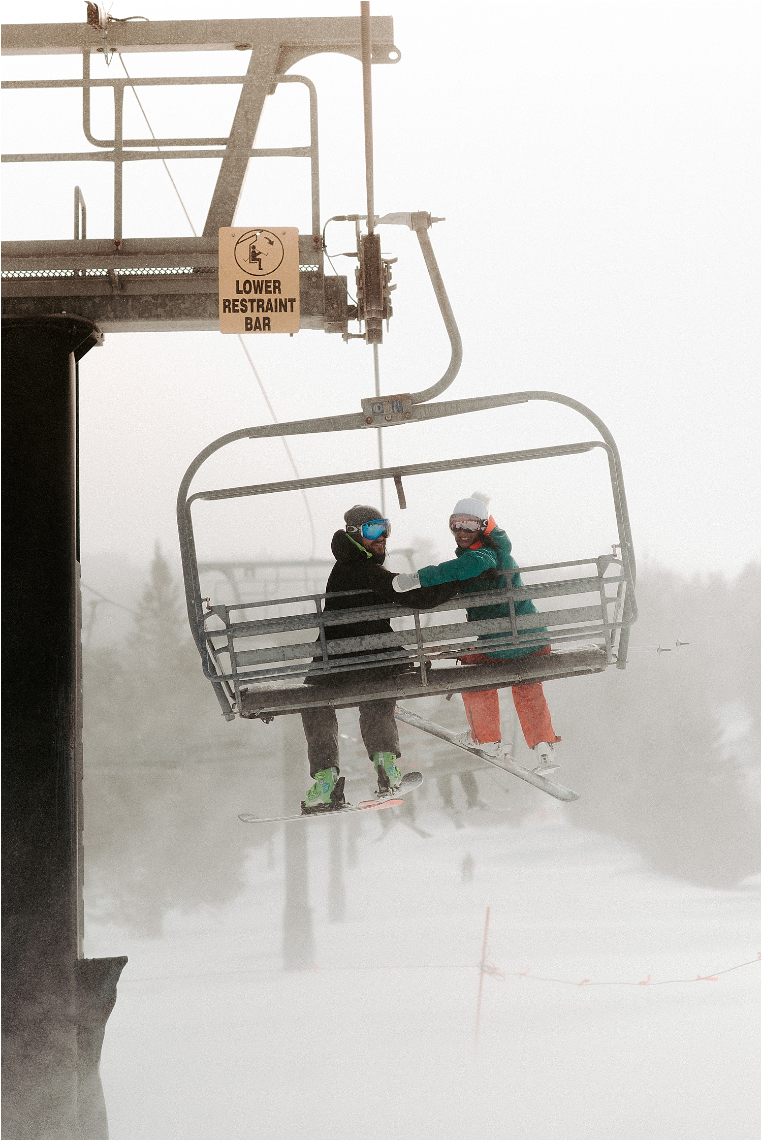 Adventurous Skiing Engagement Session | Oregon Wedding Photographer