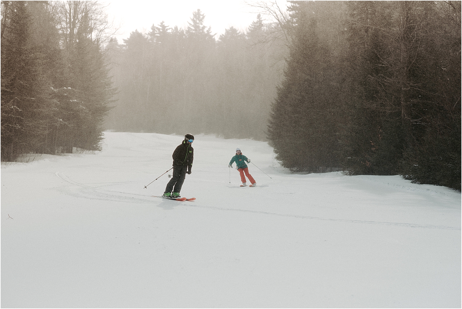 Adventurous Skiing Engagement Session | Oregon Wedding Photographer