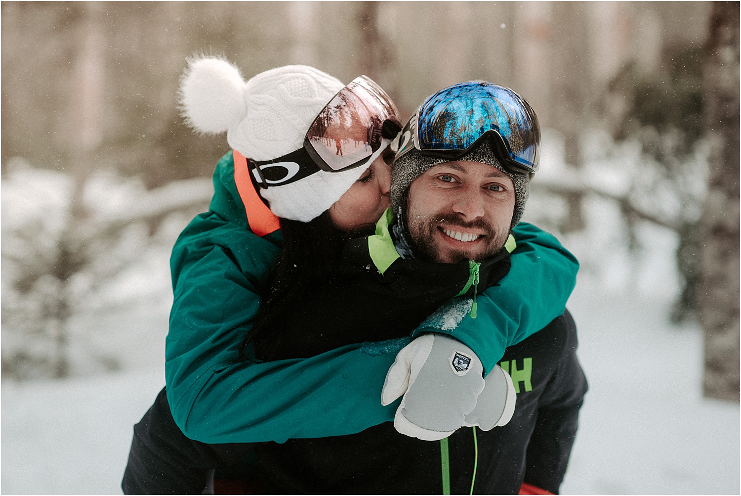 Adventurous Skiing Engagement Session | Oregon Wedding Photographer