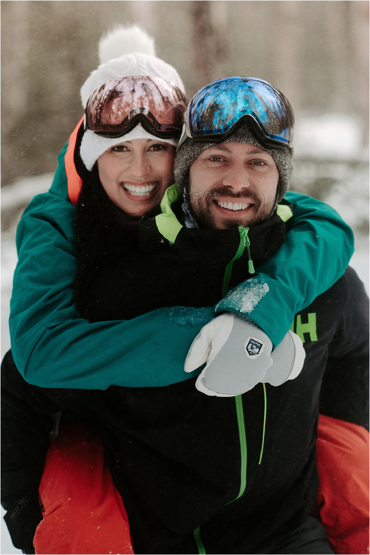 Adventurous Skiing Engagement Session | Oregon Wedding Photographer