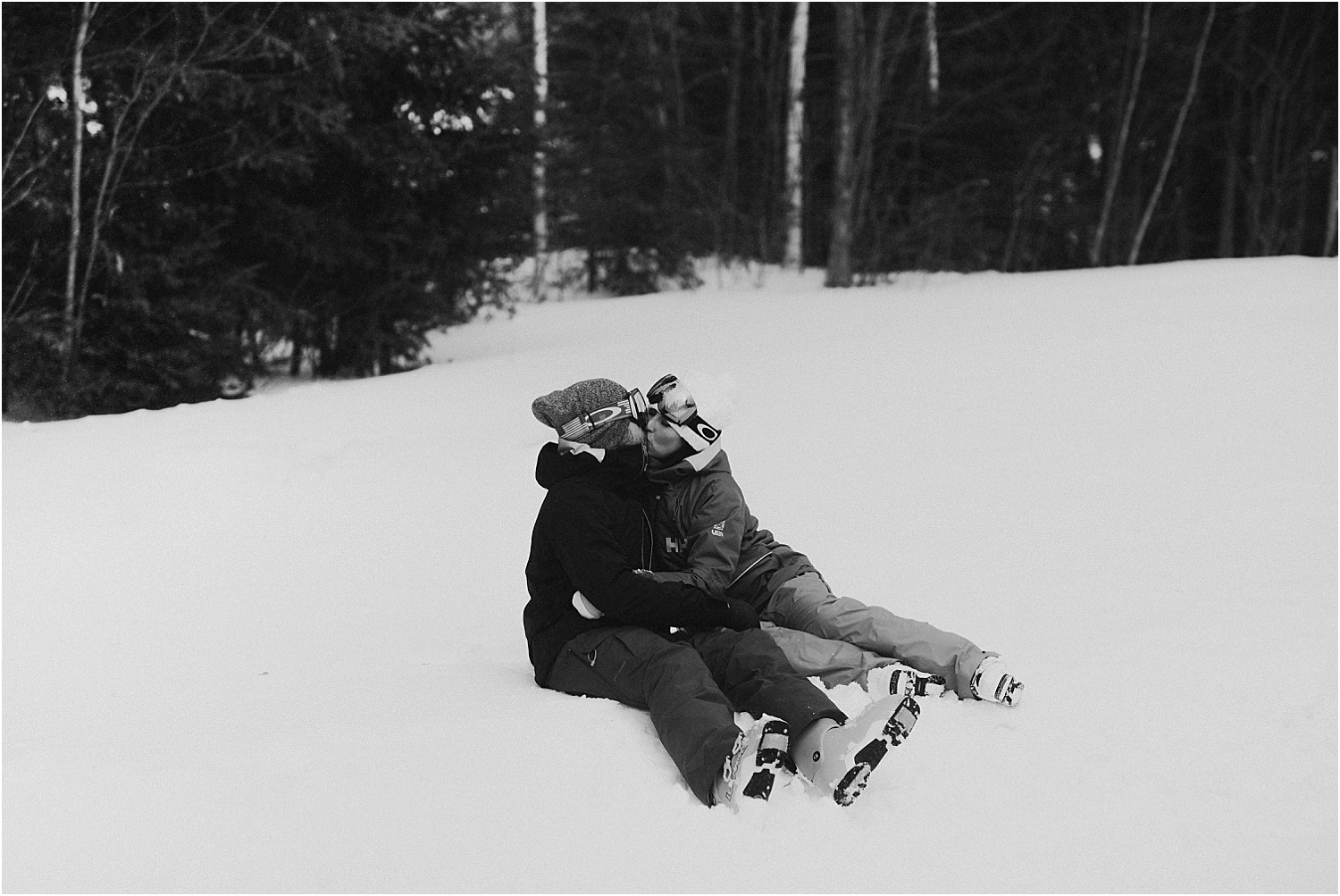 Adventurous Skiing Engagement Session | Oregon Wedding Photographer