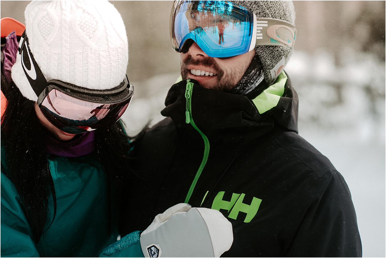 Adventurous Skiing Engagement Session | Oregon Wedding Photographer