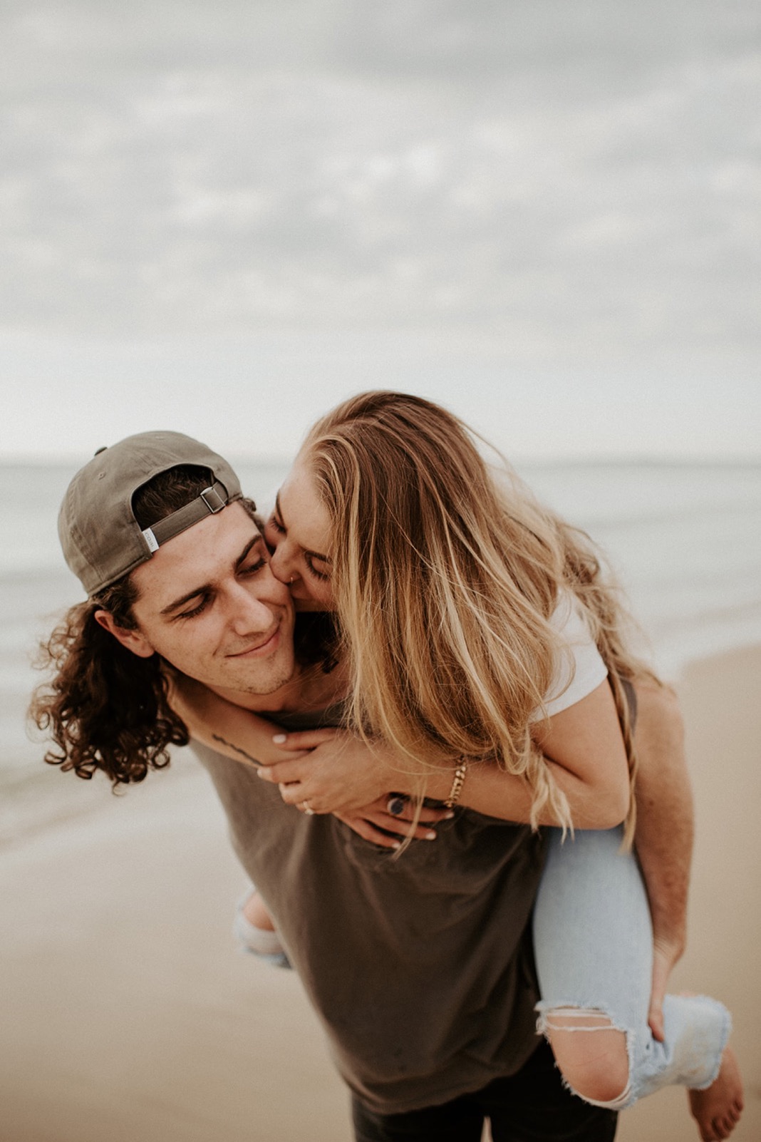 Coastal Oregon Engagement Session | Oregon Wedding Photographer