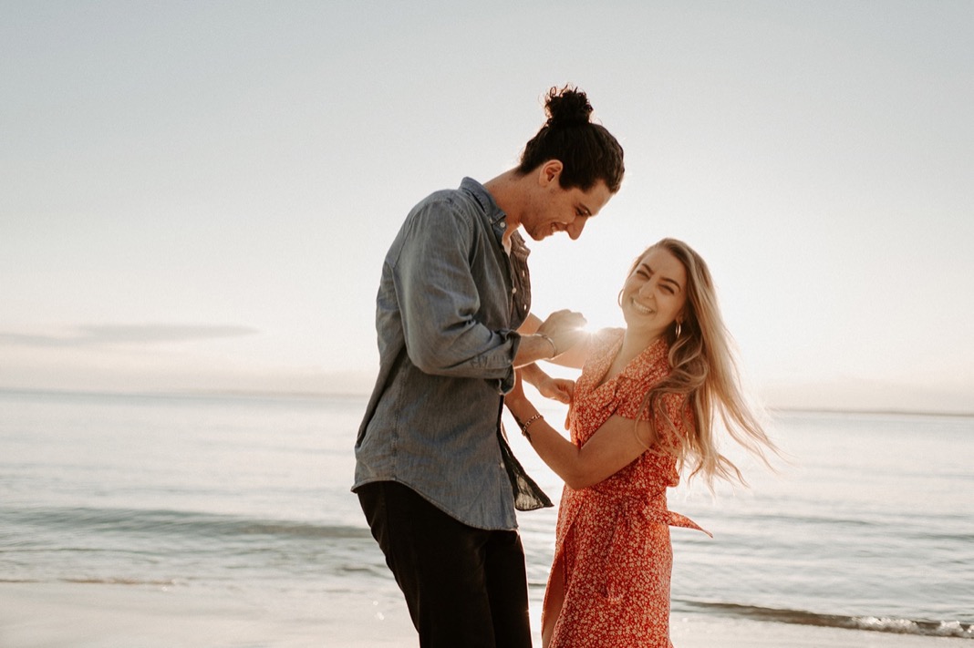 Coastal Oregon Engagement Session | Oregon Wedding Photographer