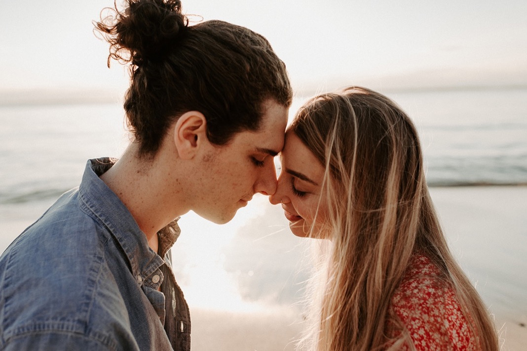 Coastal Oregon Engagement Session | Oregon Wedding Photographer