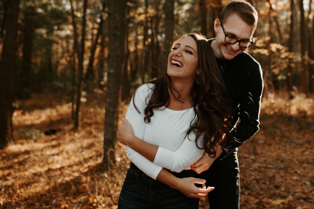 Samantha and Victor's Fall Foliage Anniversary Session | Oregon Wedding Photographer