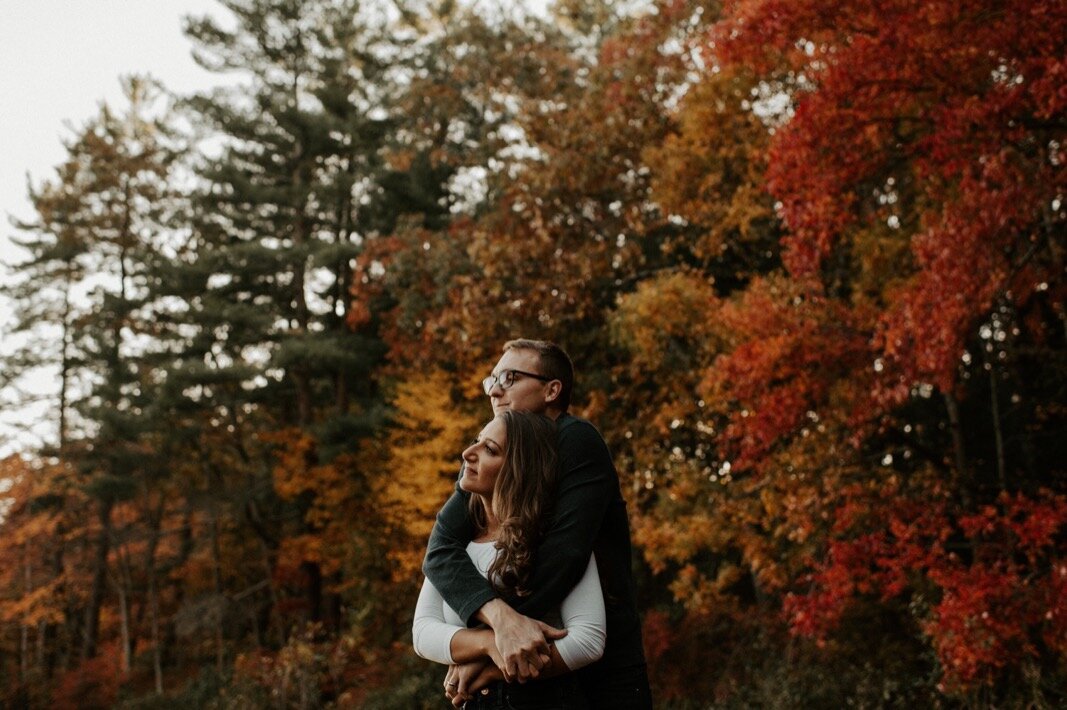 Samantha and Victor's Fall Foliage Anniversary Session | Oregon Wedding Photographer