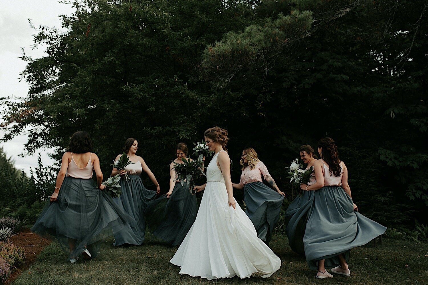 Blush and Emerald Wedding in the Woods | Oregon Wedding Photographer