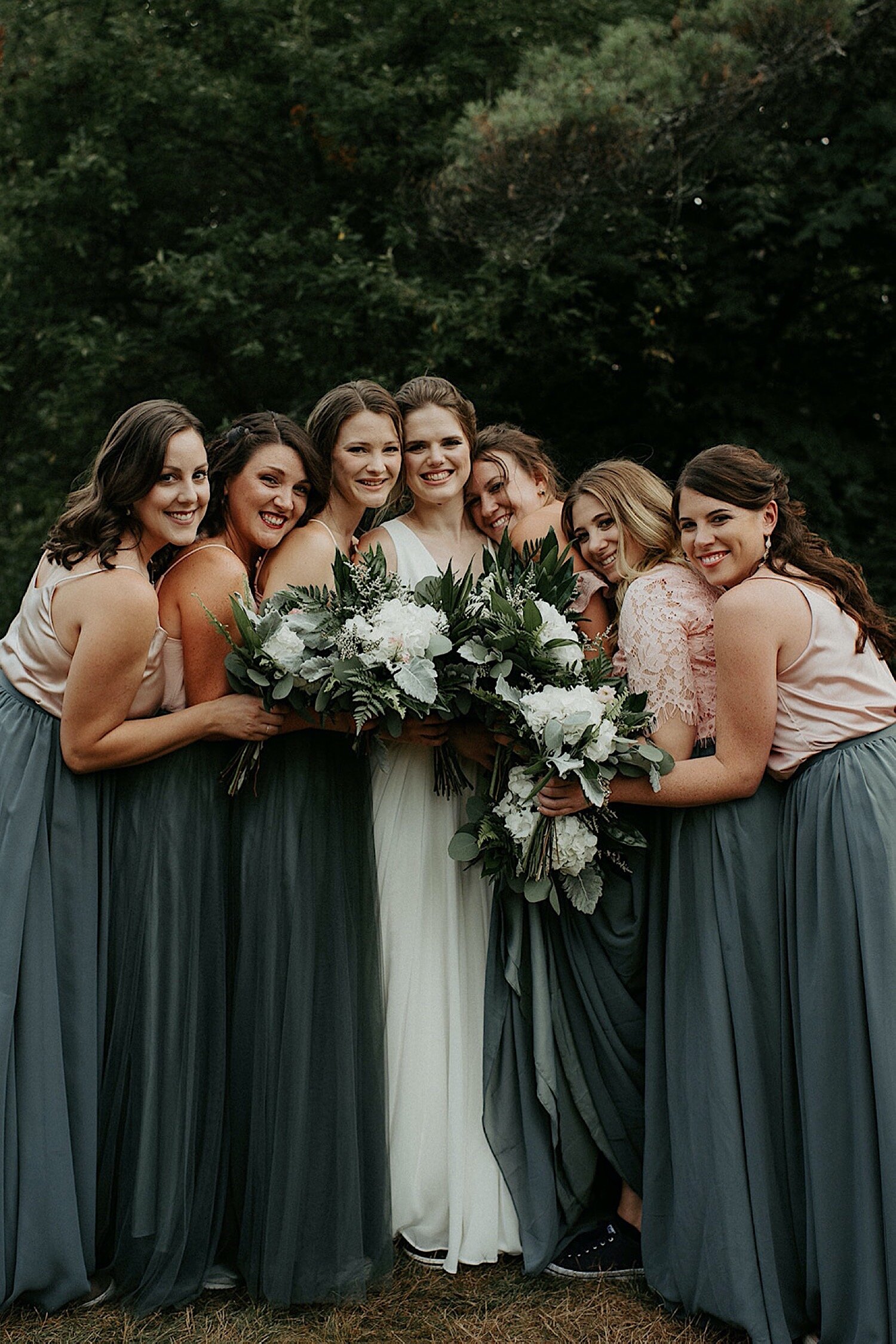 Blush and Emerald Wedding in the Woods | Oregon Wedding Photographer