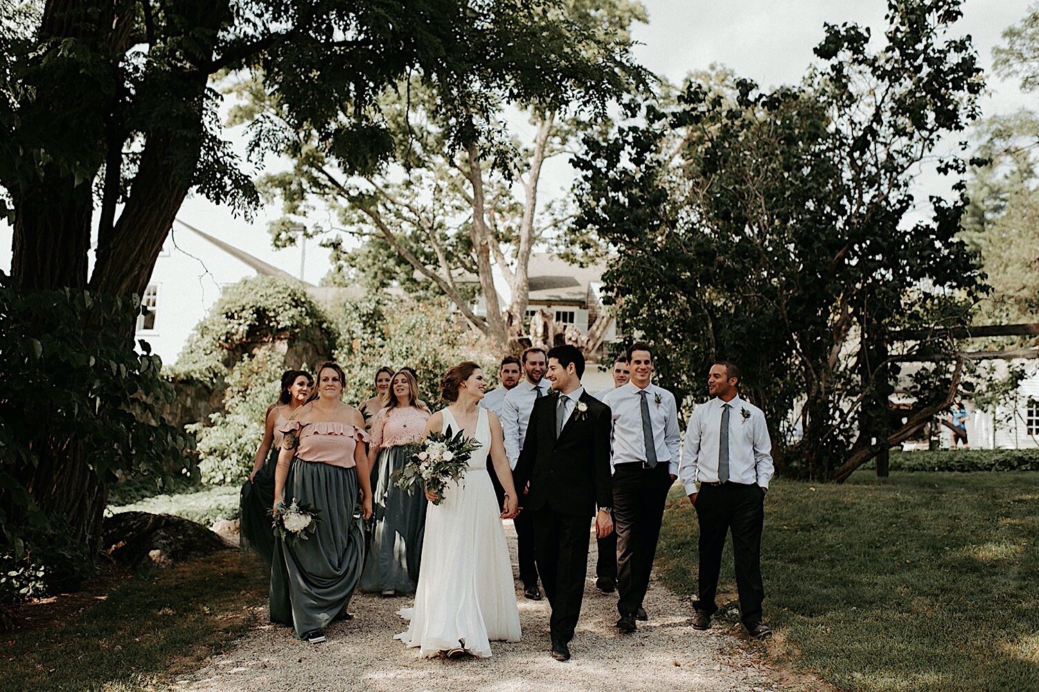 Blush and Emerald Wedding in the Woods | Oregon Wedding Photographer