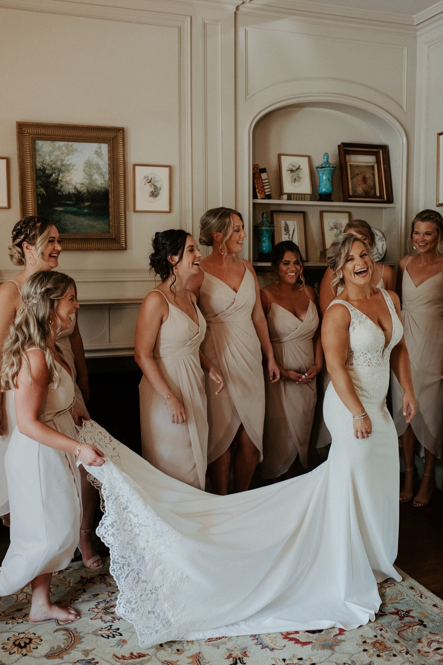 Navy and Champagne Woodsy Wedding Day with Copper Accents | Oregon Wedding Photographer